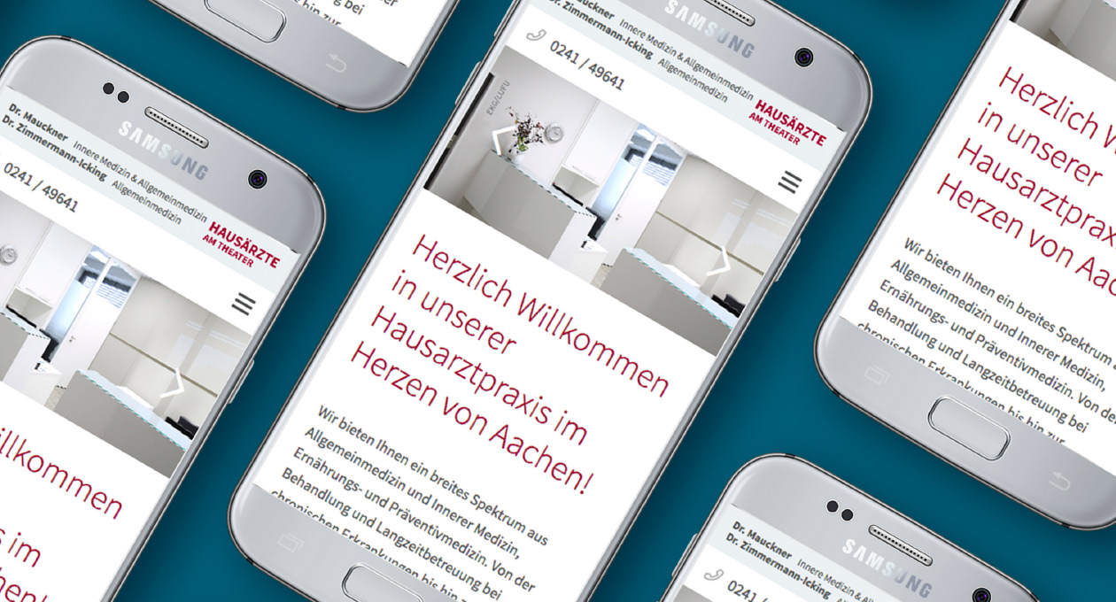 Ansicht der Website der Praxis Dr. Mauckner und Dr. Zimmermann-Icking auf Smartphones.