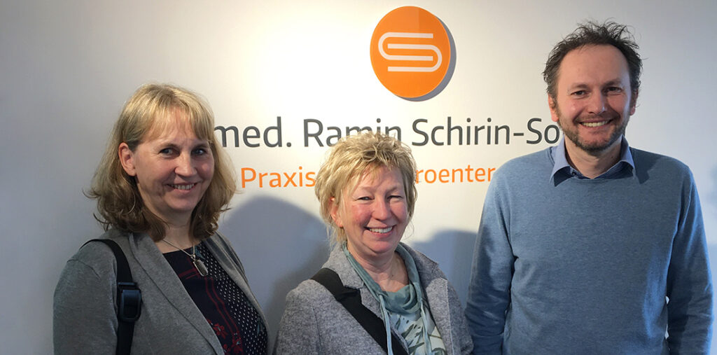 Eva Peschke, Robert Hansel, Anke Vander-Vreken bei der Praxiseröffnung von Dr. med. Schiri-Sokhan.