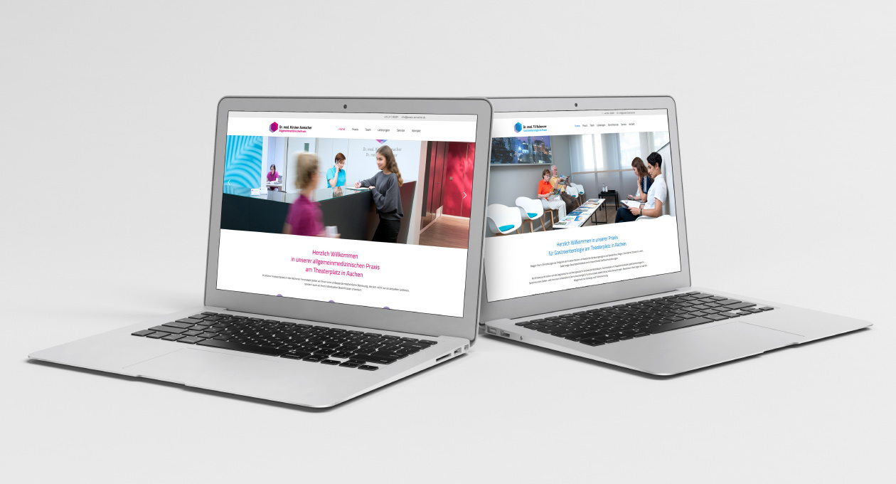 Laptopansichten der Websites Praxis Dr. Axmacher und Praxis Dr. Bubenzer.